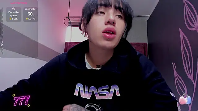 Kiara Fox   online show from March 26, 8:07 pm