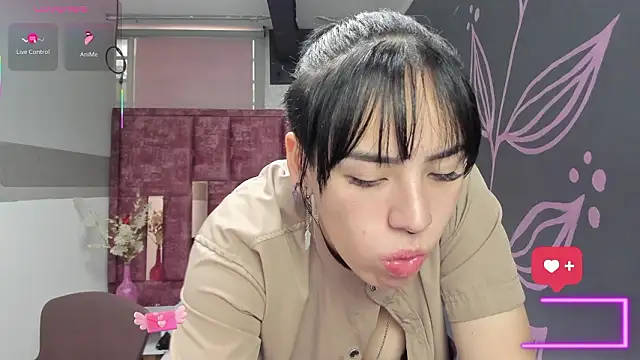 Kiara Fox   online show from February 11, 8:09 pm