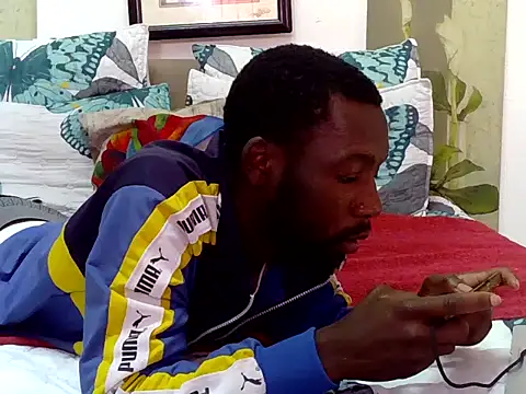 Snapshot of BloodmoonAlpha_1 chatting on December 5, 12:48 pm BloodmoonAlpha 1 online show from December 5, 12:48 pm