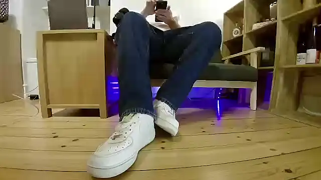 jonas camboy online show from March 4, 5:31 pm