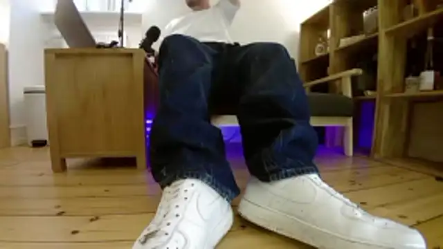 jonas camboy online show from February 23, 4:07 pm