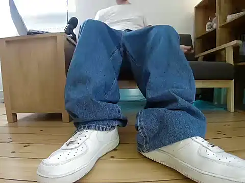 jonas camboy online show from April 6, 12:17 pm