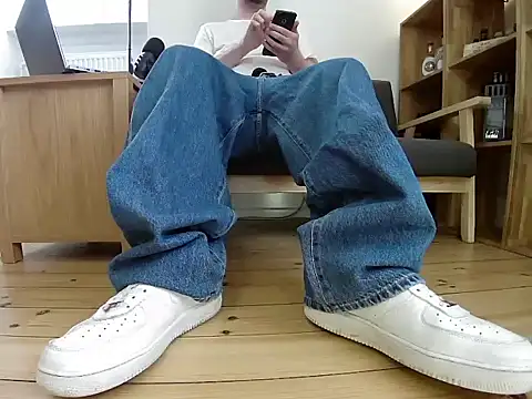 jonas camboy online show from April 8, 3:57 pm