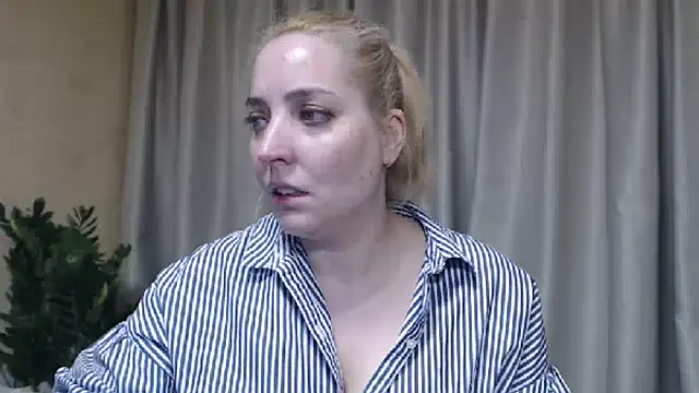 sweetpussy online show from May 8, 3:49 pm