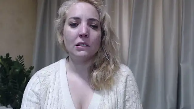 sweetpussy online show from May 5, 2:42 pm