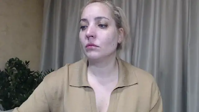 sweetpussy online show from January 18, 12:08 pm