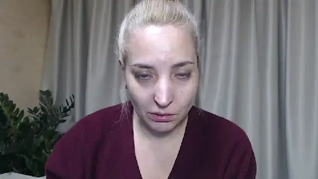 Snapshot of sweetpussy chatting on October 2, 3:15 pm sweetpussy online show from October 2, 3:15 pm