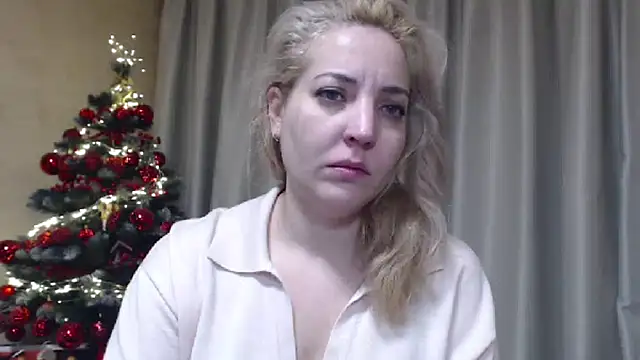 sweetpussy online show from December 18, 8:23 pm