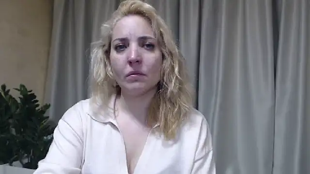 sweetpussy online show from May 17, 5:13 pm