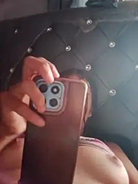 Vaness hot online show from March 22, 8:43 pm