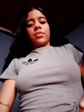 Vaness hot online show from April 6, 8:54 pm