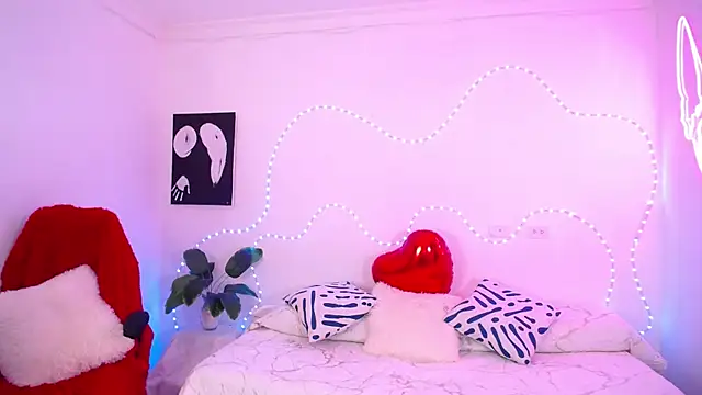 Snapshot of Sofia_tgn chatting on February 19, 6:27 pm Sofia tgn online show from February 19, 6:27 pm