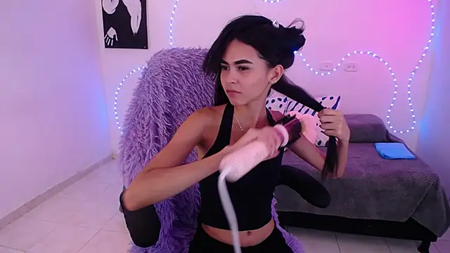 Sofia tgn online show from April 17, 7:17 pm