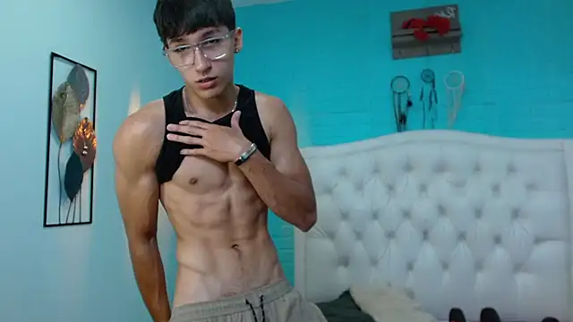 jeremy job online show from April 8, 12:17 pm