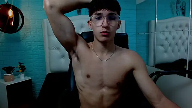 jeremy job online show from February 8, 11:30 am