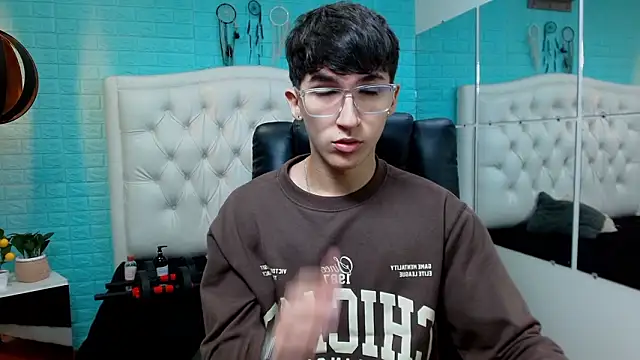 jeremy job online show from March 3, 11:28 am