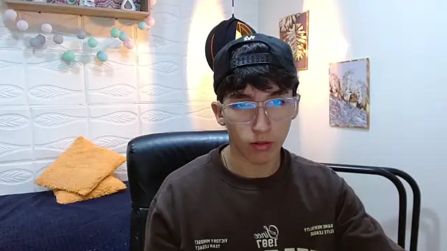 jeremy job online show from January 9, 11:28 am