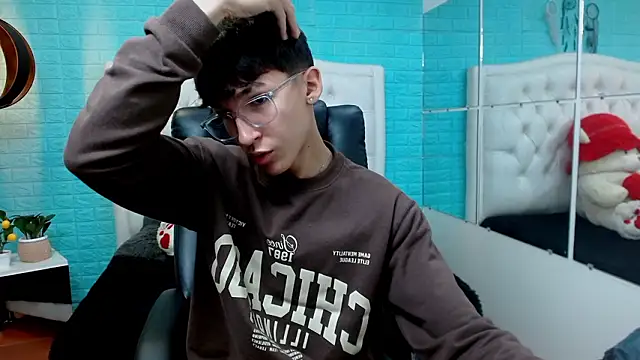 jeremy job online show from February 28, 11:32 am