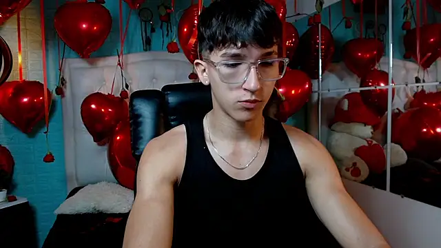 jeremy job online show from February 13, 11:32 am