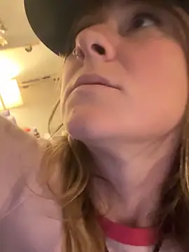 alluringpixie online show from March 10, 11:36 am