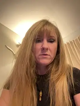 alluringpixie online show from March 16, 11:51 pm