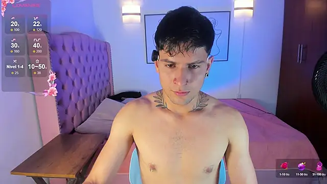 vaalentiino online show from March 31, 7:16 pm