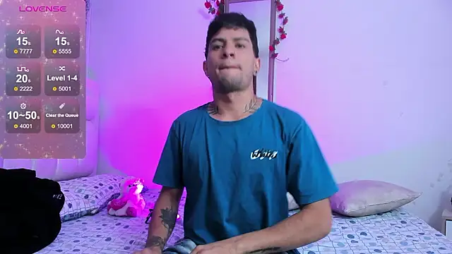 vaalentiino online show from March 13, 1:27 pm