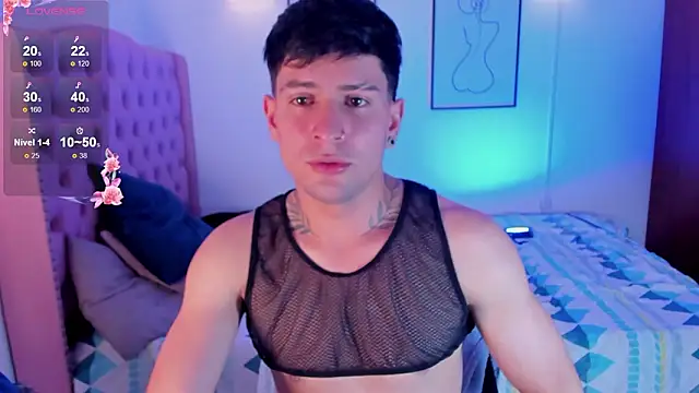 vaalentiino online show from March 9, 8:56 pm