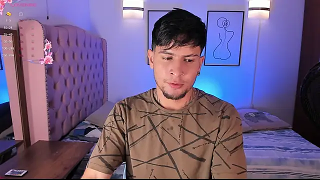 vaalentiino online show from February 11, 10:09 pm