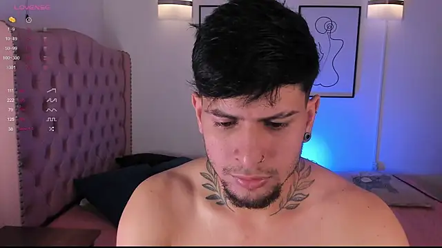 vaalentiino online show from February 26, 7:36 pm