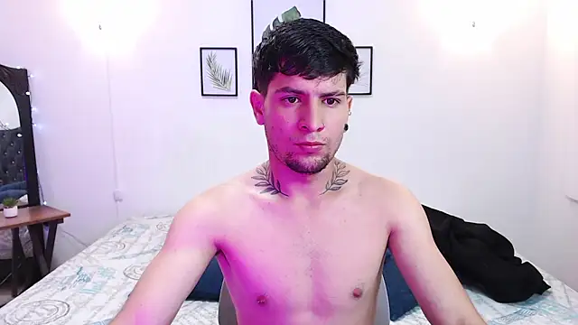 vaalentiino online show from March 24, 3:12 pm