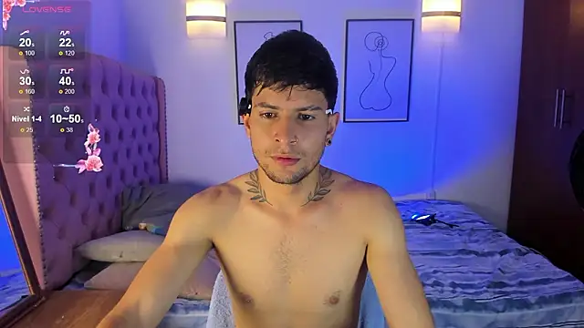 vaalentiino online show from March 18, 6:42 pm