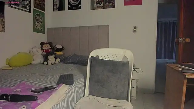 little  ammy online show from April 10, 9:11 pm