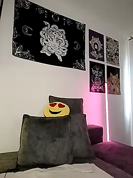 little  ammy online show from April 30, 10:25 pm