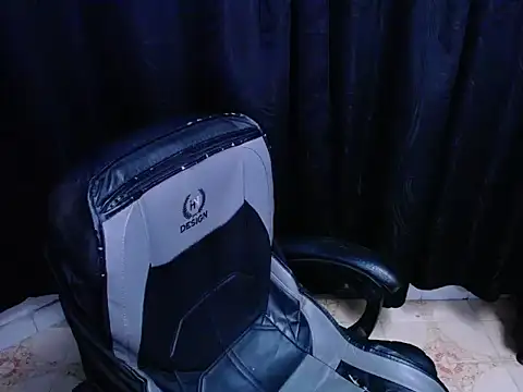 mia walker22 online show from December 21, 3:19 am