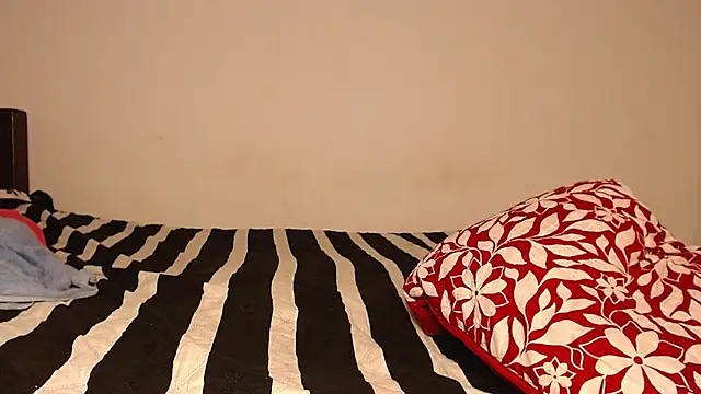  SEXY MATURE  online show from May 9, 4:16 am