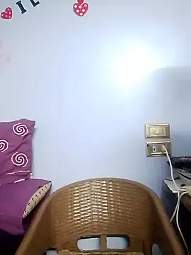 daisytaylorx1 online show from March 9, 5:49 pm