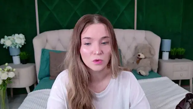 Lina Sinerz online show from June 1, 3:33 pm