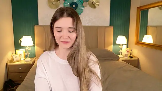 Lina Sinerz online show from March 23, 3:45 pm