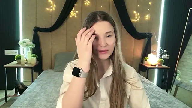 Snapshot of Lina_Sinerz chatting on February 21, 8:33 pm Lina Sinerz online show from February 21, 8:33 pm