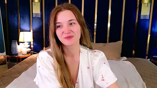 Snapshot of Lina_Sinerz chatting on June 4, 4:28 am Lina Sinerz online show from June 4, 4:28 am