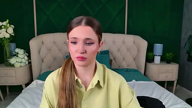 Lina Sinerz online show from April 8, 8:43 pm