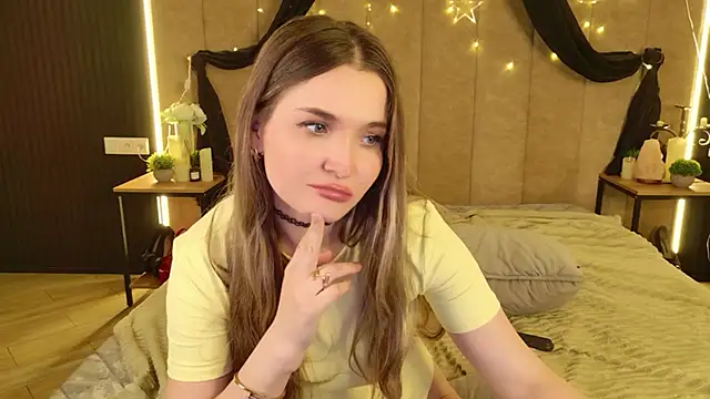 Lina Sinerz online show from May 14, 4:20 am
