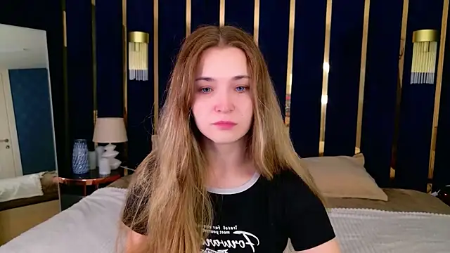 Snapshot of Lina_Sinerz chatting on June 3, 4:23 pm Lina Sinerz online show from June 3, 4:23 pm