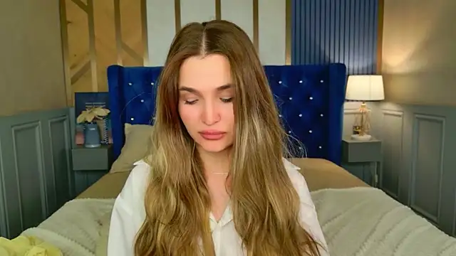 Lina Sinerz online show from May 31, 3:56 am