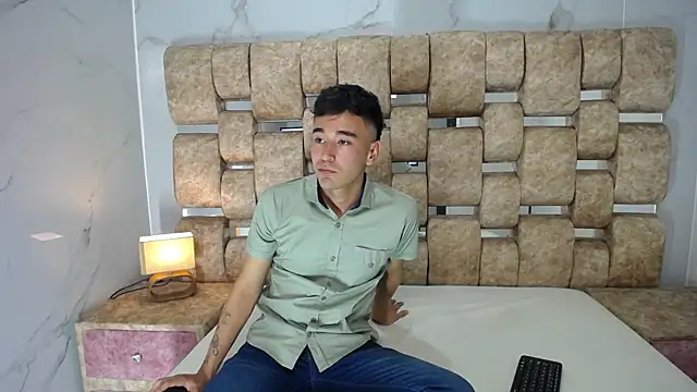 KathyAiden online show from January 12, 7:42 pm