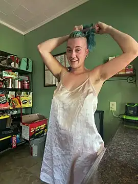 rosiebuddy online show from April 7, 9:16 pm