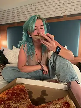 rosiebuddy online show from April 27, 4:10 am