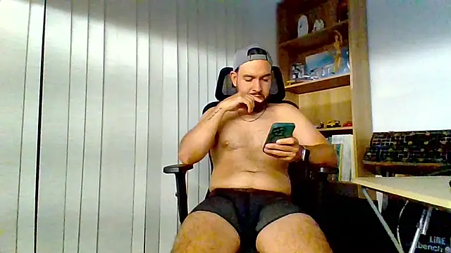 marcob92 online show from December 5, 3:49 am