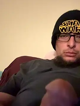 Snapshot of GhostXNINX chatting on December 15, 2:17 am GhostXNINX online show from December 15, 2:17 am